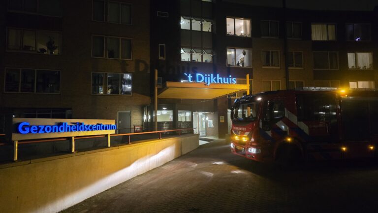 Brand Dijkhuis Borne snel onder controle