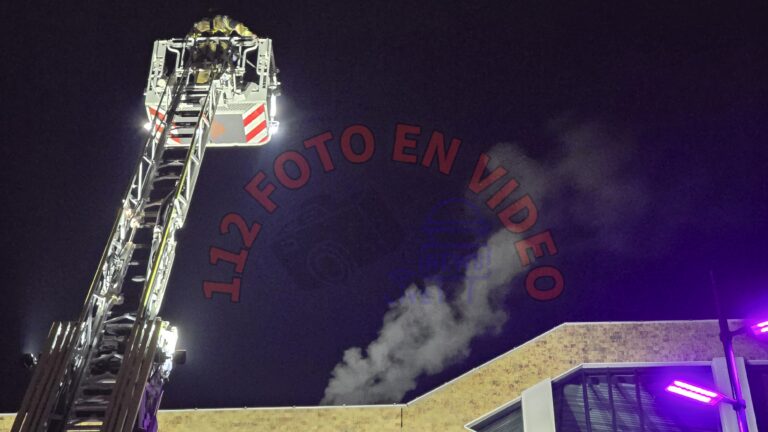 Brandweer rukt uit gemeentehuis Hengelo